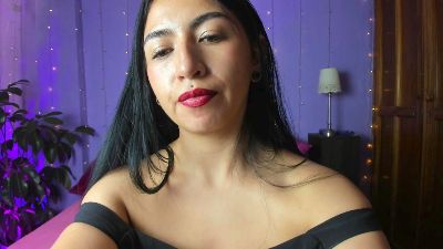 Ravenpurple live cam on Cam4