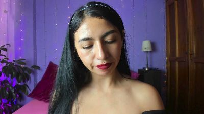 Ravenpurple live cam on Cam4
