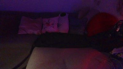 Raverina live cam on Cam4