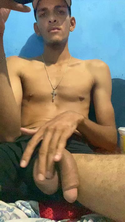 Raw777 live cam on Cam4