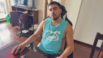 RawAlphaPups live cam on Cam4