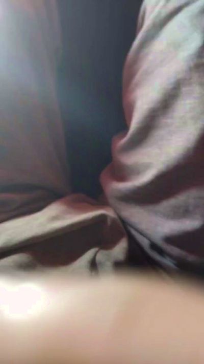 Watch  RayWZ live on Cam4