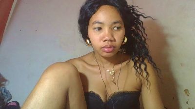 Rayda live cam on Cam4