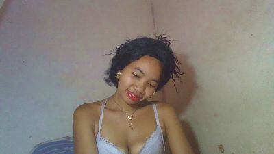 Rayda live cam on Cam4