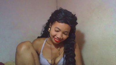 Rayda live cam on Cam4