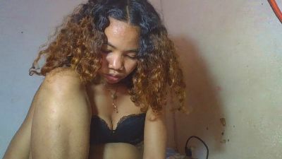 Rayda live cam on Cam4