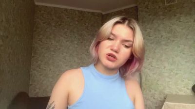 RayeFunkhouser live cam on Cam4