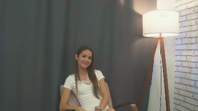 RayeGeissel live cam on Cam4