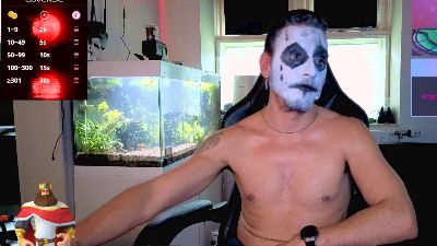 Rayzel_White live cam on Cam4