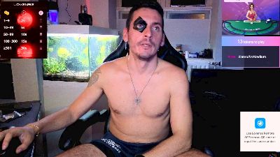 Rayzel_White live cam on Cam4