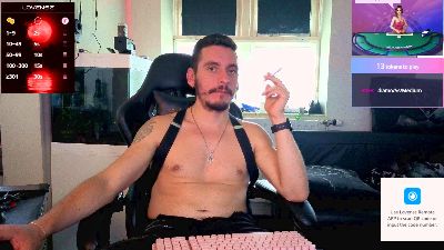 Rayzel_White live cam on Cam4