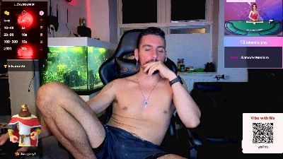 Rayzel_White live cam on Cam4