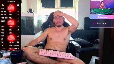 Rayzel_White live cam on Cam4
