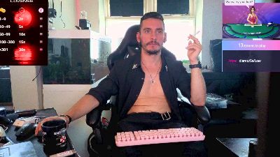 Rayzel_White live cam on Cam4