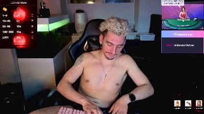 Rayzel_White live cam on Cam4