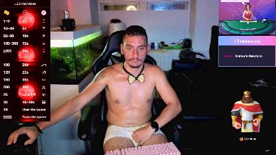 Rayzel_White live cam on Cam4