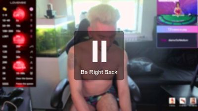 Rayzel_White live cam on Cam4