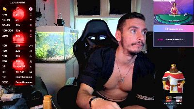 Rayzel_White live cam on Cam4