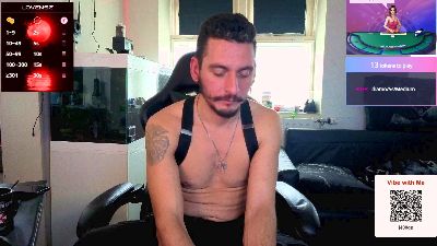 Rayzel_White live cam on Cam4