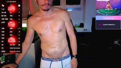 Rayzel_White live cam on Cam4