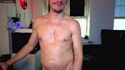 Rayzel_White live cam on Cam4