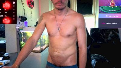 Rayzel_White live cam on Cam4