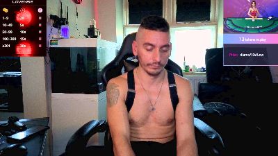 Rayzel_White live cam on Cam4