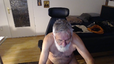 Ready4TT live cam on Cam4