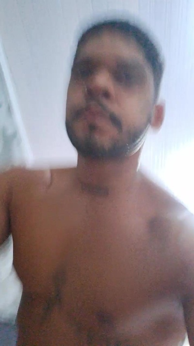 RealCriadoRio live cam on Cam4