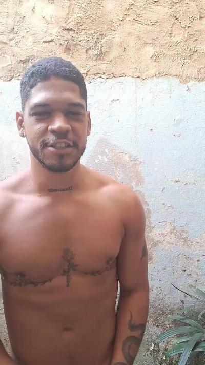 RealCriadoRio live cam on Cam4
