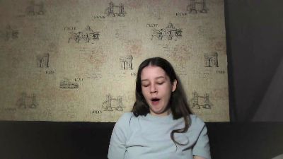 RebbecaDibrito live cam on Cam4