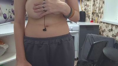 RebbeccaGrieme live cam on Cam4