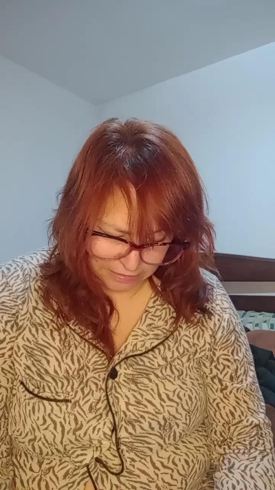 Rebecageisha live cam on Cam4