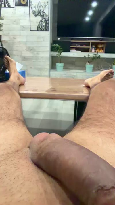 Rebeu42 live cam on Cam4