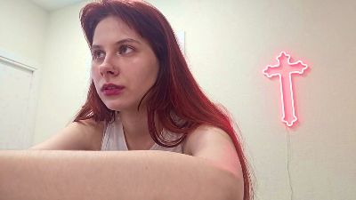 RedWitchHeart live cam on Cam4