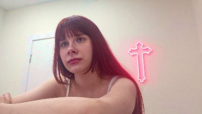 RedWitchHeart live cam on Cam4