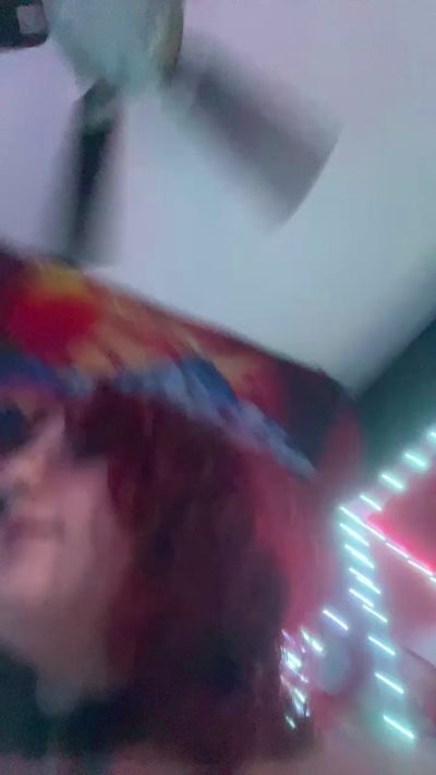 Red_Raven18 live cam on Cam4