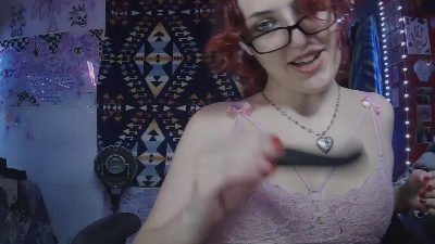 Red_Raven18 live cam on Cam4