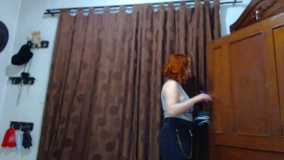 Redhead_incandy live cam on Cam4