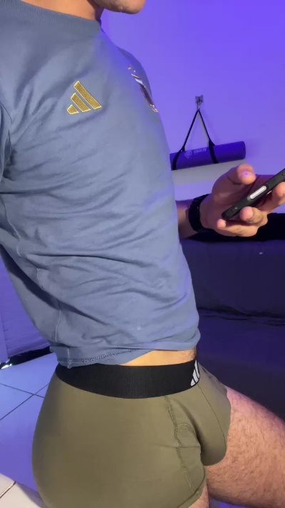 Reedtwink live cam on Cam4