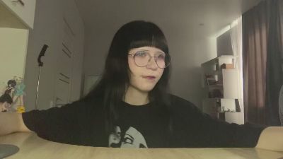 RegeniaWicka live cam on Cam4