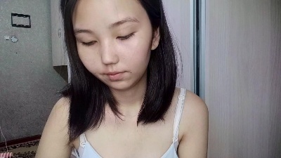 ReginaNoble live cam on Cam4