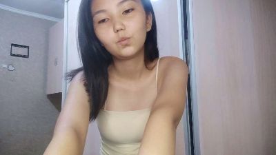 ReginaNoble live cam on Cam4
