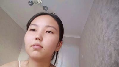 ReginaNoble live cam on Cam4