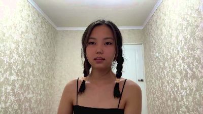 ReginaNoble live cam on Cam4