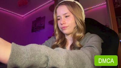 ReikoStamnos live cam on Cam4