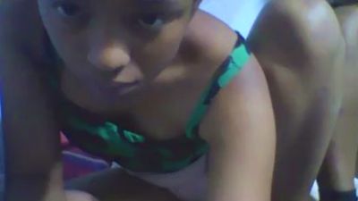 Reine2delice live cam on Cam4