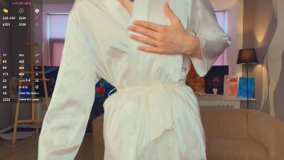 ReitaStrickert live cam on Cam4