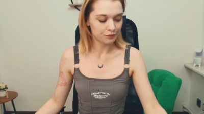 ReitaStrickert live cam on Cam4