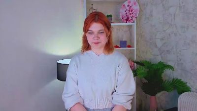 RenaHussian live cam on Cam4